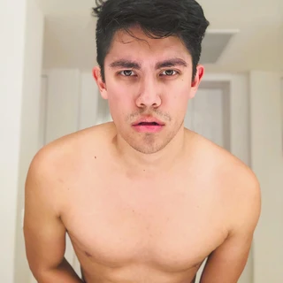 A M