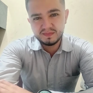 Alejodelcastillo