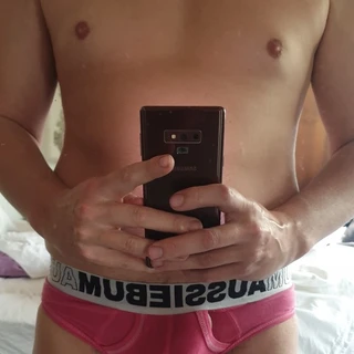 Aleks Z