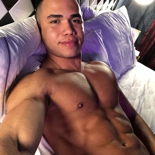 Alê
