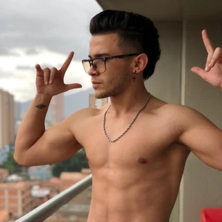 Alex Flores