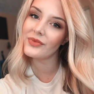 Alexis White