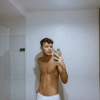 alexis