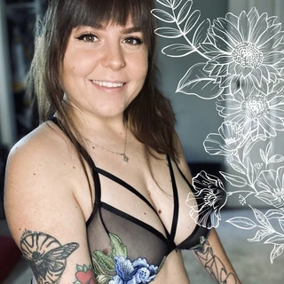 Alexis Yvonne 🦊✨