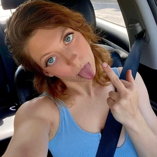 Ali 💕 Blue Eyes Big Boobs