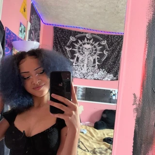 💋