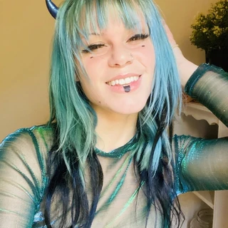 Alix Ro