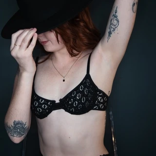 Alix Brown🧞‍♀️