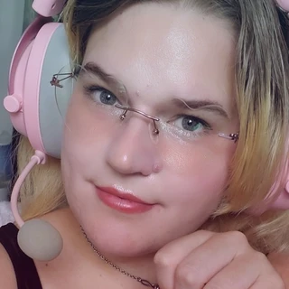 Allis 💌 smol dumdum club
