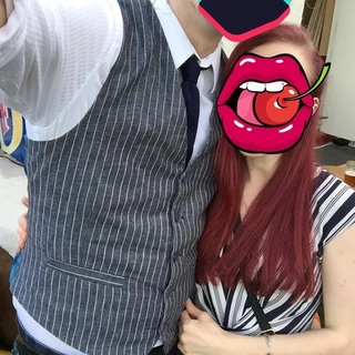 Alternative Bi Couple