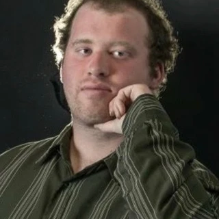 Andrew MacKenzie