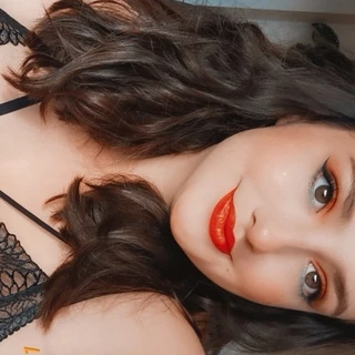 AmyCurvy_BBW
