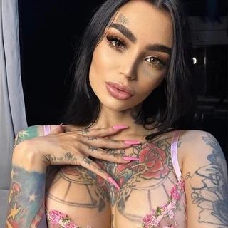 Ana B 🍑