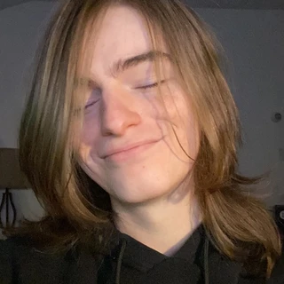 Ana 🥰🥰
