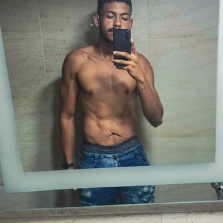 Andrés Lara