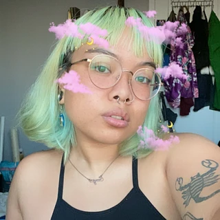 V 🦂