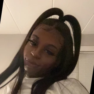 ShyFreak 🙇🏽‍♀️👅💦