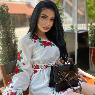 Cassie_Elly13 👑