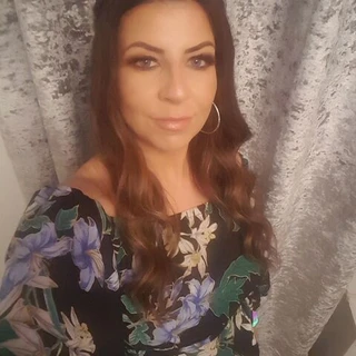 Anna Kara