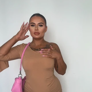 April Rozina 👸🏻