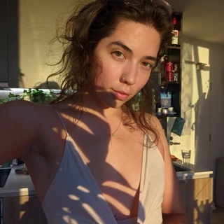 Anya ✨ vid store