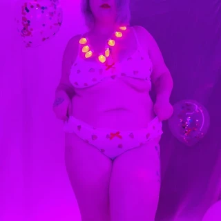 April😘