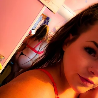 𝐴.𝑄𝑢𝑒𝑒𝑛🍑
