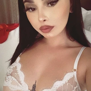 Arianna Banxx