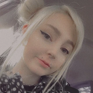 Ari 🧡