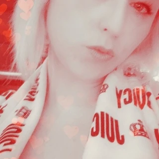 AshlyLyn