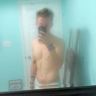😈