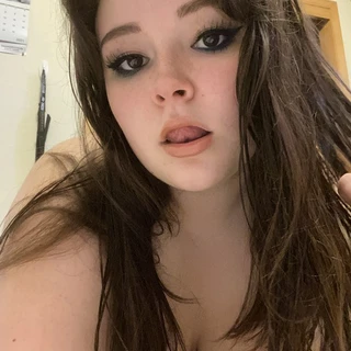 Aura 🖤