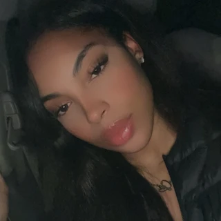 Hiiii welcome to my page🌸