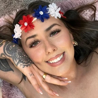 AVA RAE 🌸