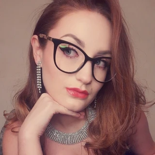 Ava Riley VIP
