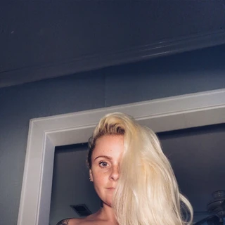 💜 _Avril_2.0_ 💜
