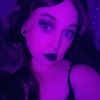 AyyPeachy