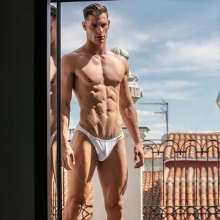 Azar Neves