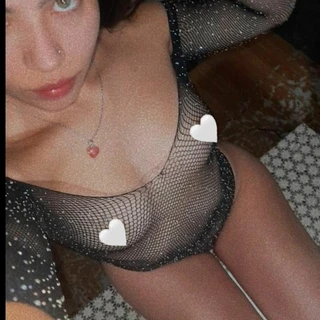 𝐐𝐔𝐄𝐄𝐍 𝐒𝐐𝐔𝐈𝐑𝐓 𝐈𝐍 𝐎.𝐅.💦👸🏻