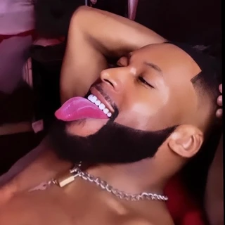 𝖇𝖆𝖇𝖞𝖙𝖗𝖆𝖉𝖊