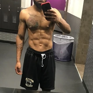 DJ