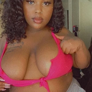 Nicki Monroe 💋