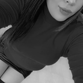 QueenBee🖤