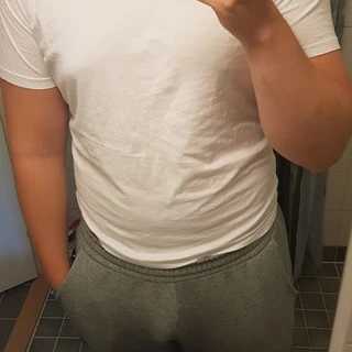 Baking Dadbod Student