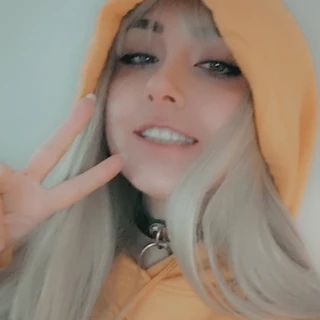 BANANA WAIFU