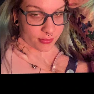 Daddy luvs mommy