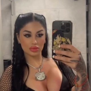 Ang👑