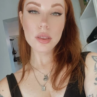 Bella Tricks ⛓🖤🗡