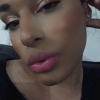 Bella