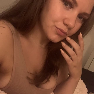 Bella 🍑